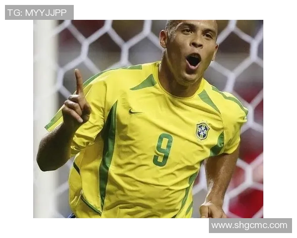 足球巨星崛起背后的艰辛故事与荣耀时刻揭秘 足球巨星崛起背后的艰辛故事与荣耀时刻揭秘