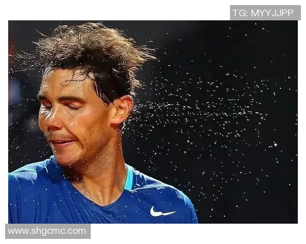 足球球星鼻涕背后的故事：从赛场到健康秘密的独特探索